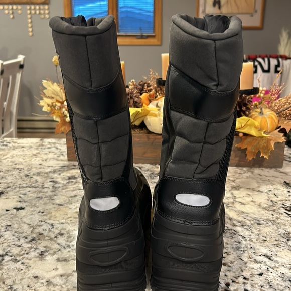 NWOB Thermolite Boots Size 13 - Picture 3 of 6